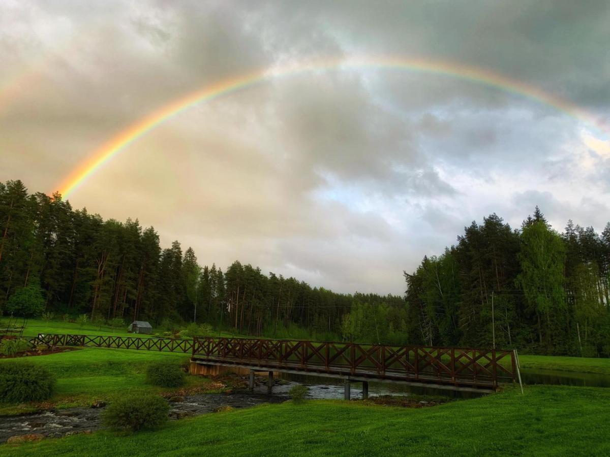 Отель Orupohja Kaempingud Ja Telkimisala Пылва Экстерьер фото